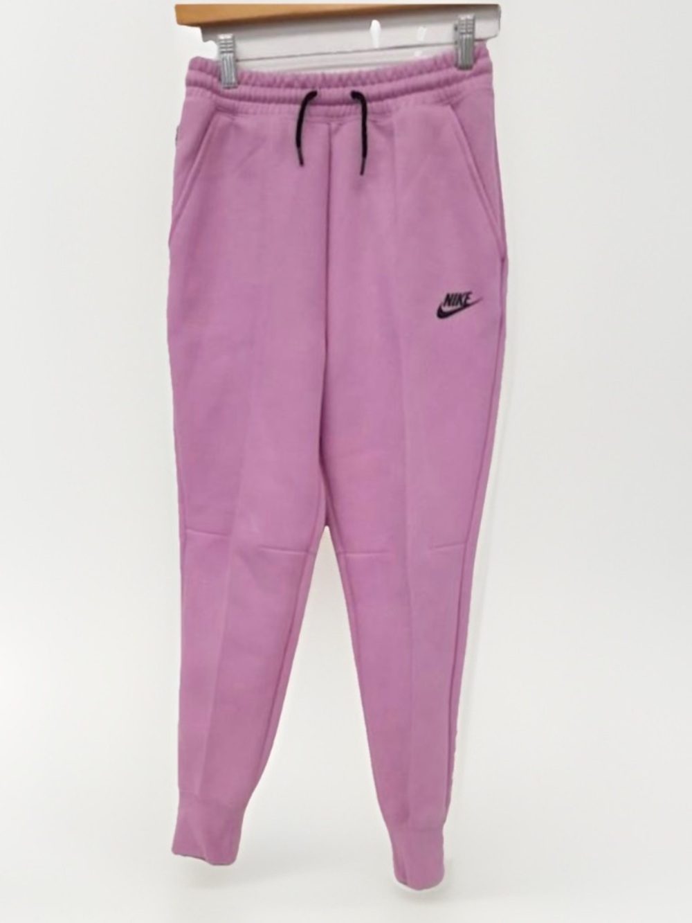 Nike Women’s Tech Fleece Standard Fit Midrise Jogger M